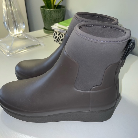 Hunter boots - women’s rain play mini scuba boots - Never worn! - Picture 8 of 10